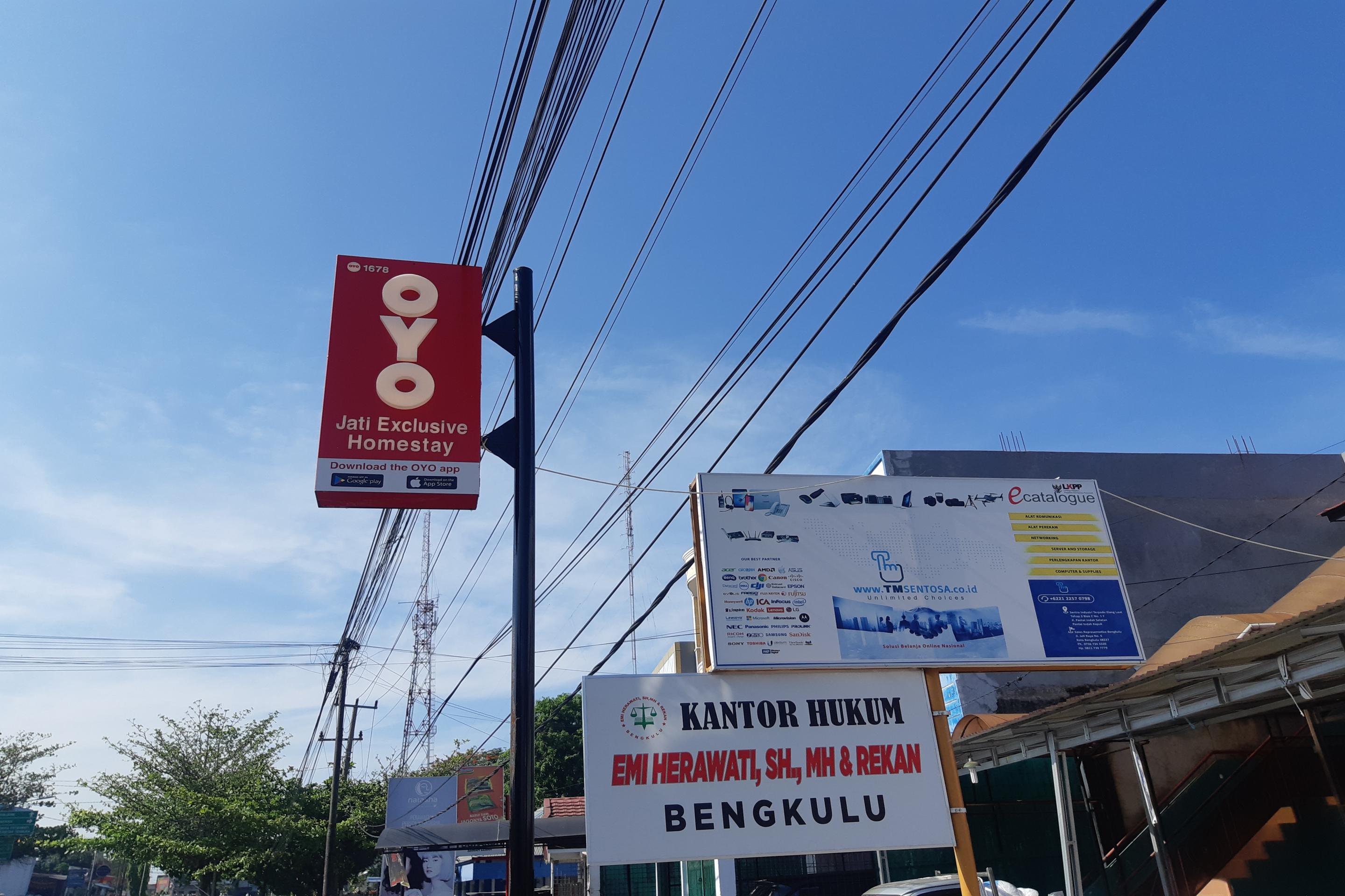 Super Oyo 1678 Jati Exclusive Homestay Bengkulu Exterior foto