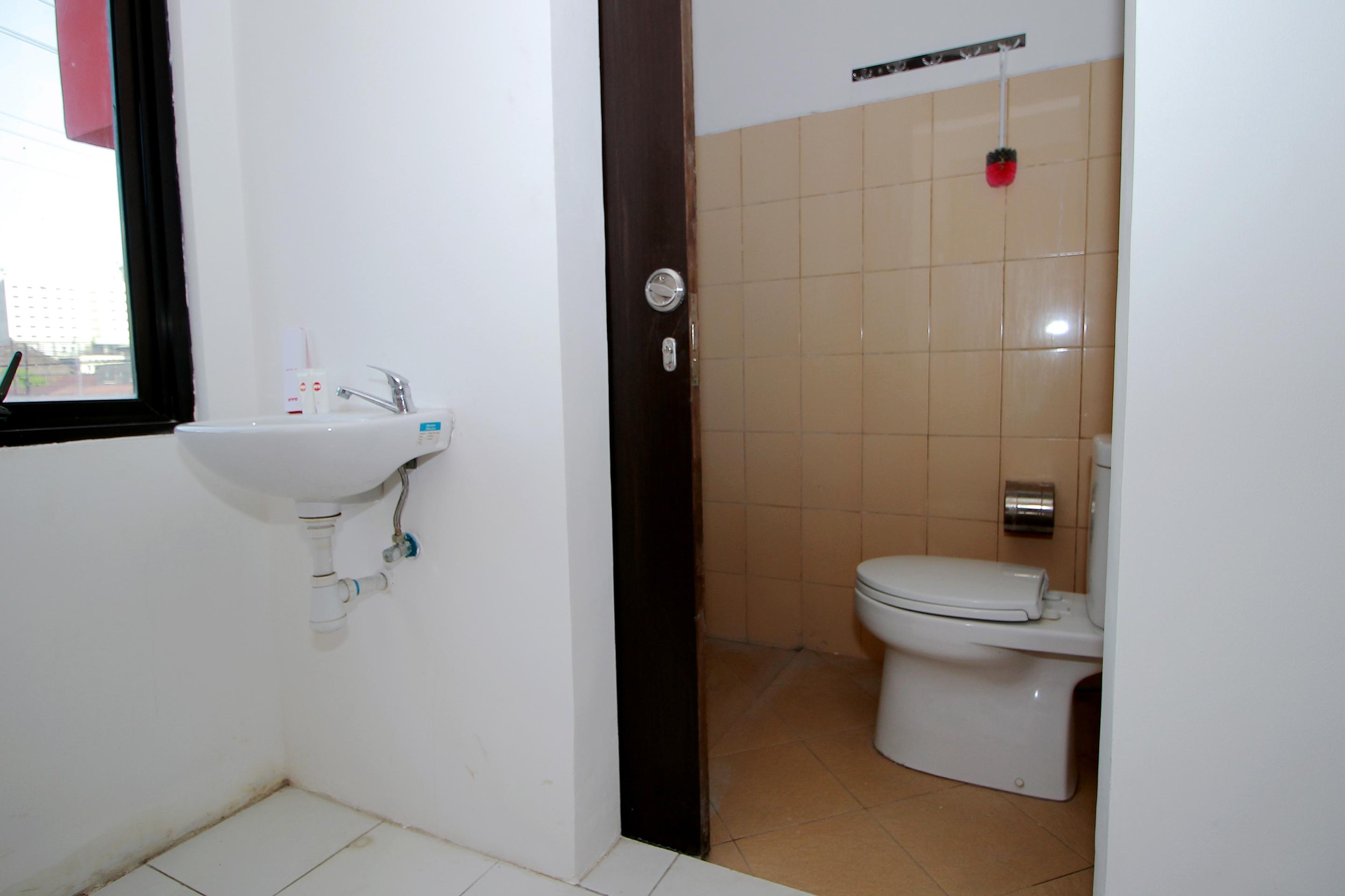 Super Oyo 1678 Jati Exclusive Homestay Bengkulu Exterior foto